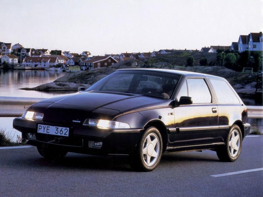  Volvo 480 1987 года  (фото 3 из 17)